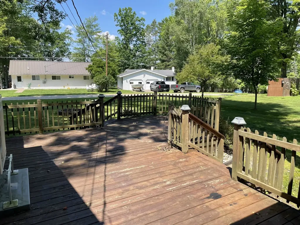 330 N Henderson Lake Drive Hill Township MI 48635
