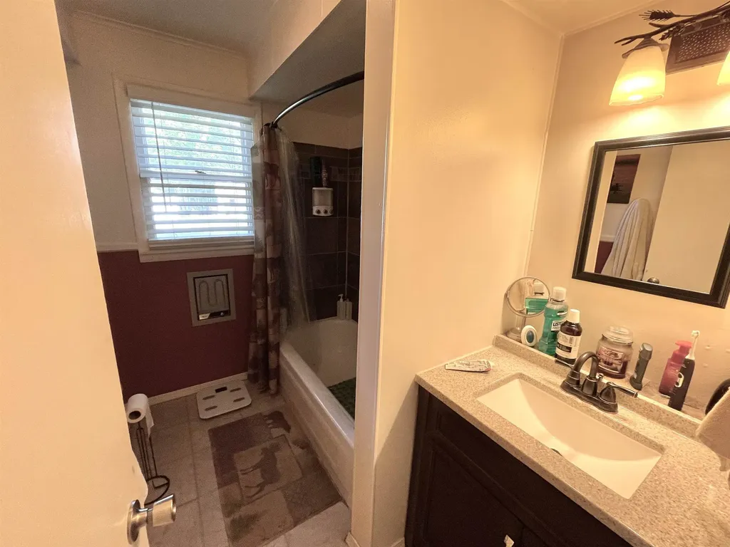 330 N Henderson Lake Drive Hill Township MI 48635