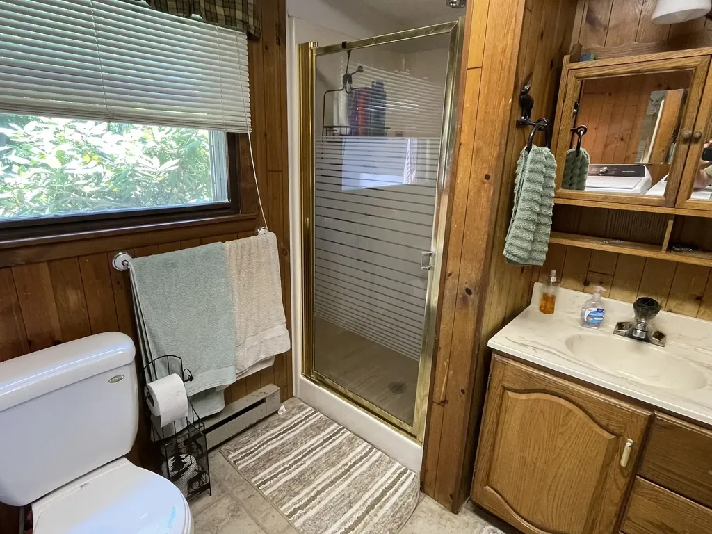 330 N Henderson Lake Drive Hill Township MI 48635