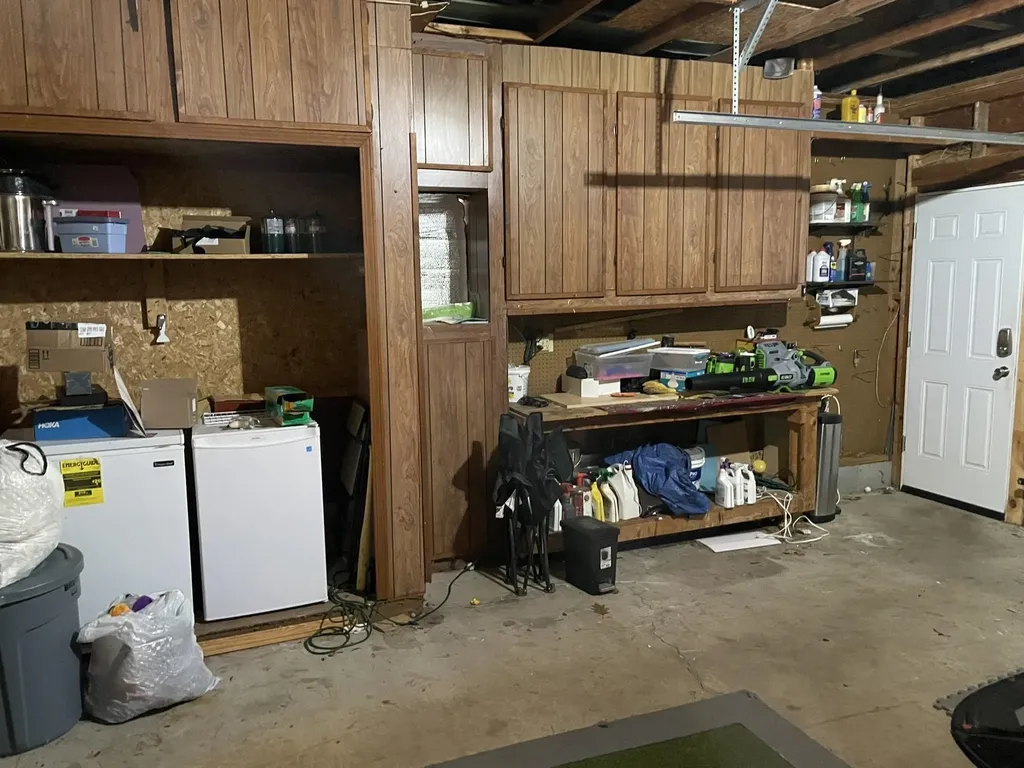 330 N Henderson Lake Drive Hill Township MI 48635