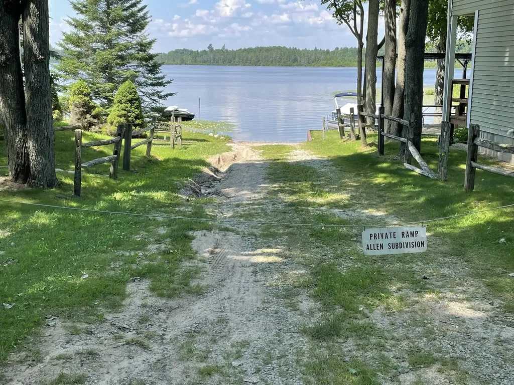 330 N Henderson Lake Drive Hill Township MI 48635