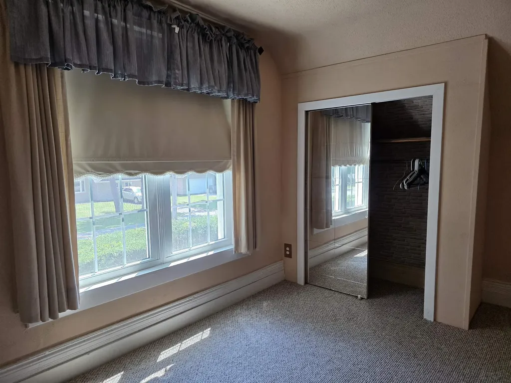 702 W Washington Unknown City MI 48730