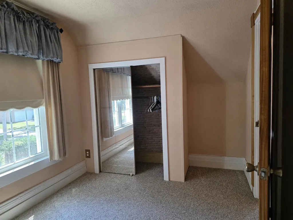 702 W Washington Unknown City MI 48730