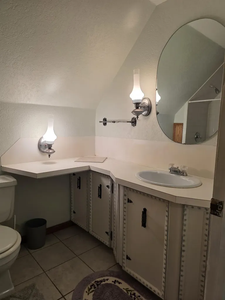 702 W Washington Unknown City MI 48730