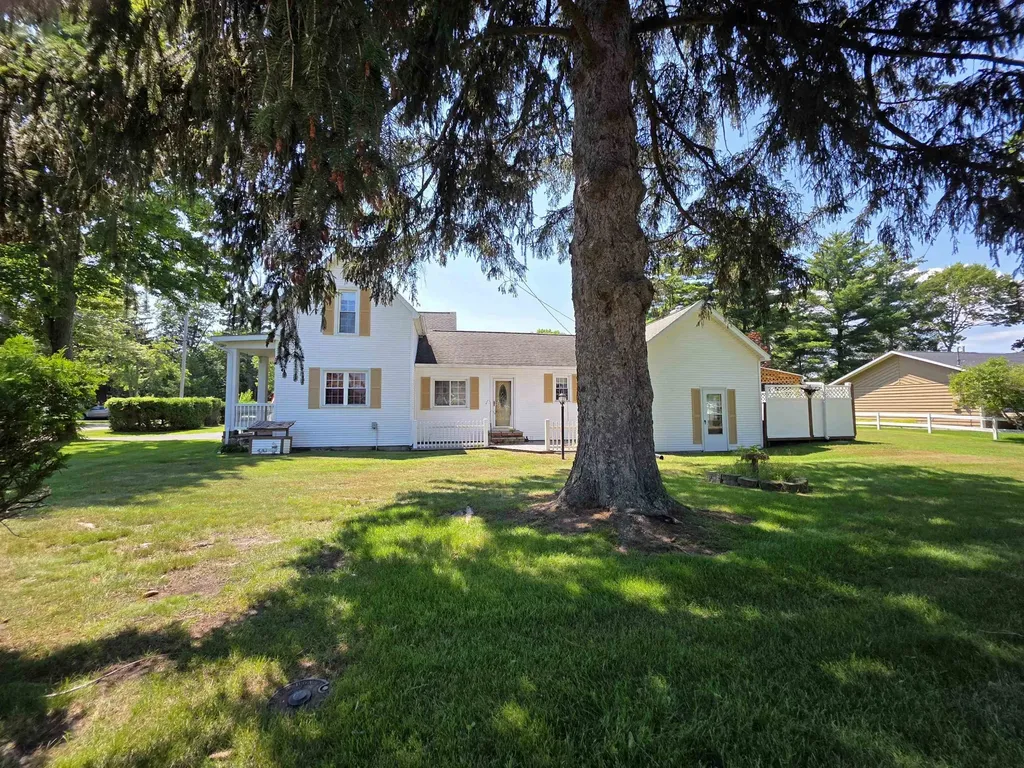 702 W Washington Unknown City MI 48730