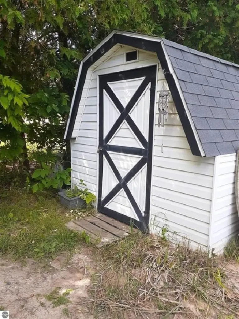 108 W Page Street Churchill Township MI 48654