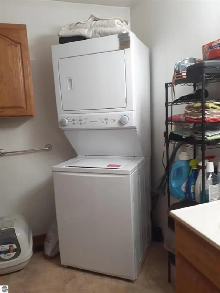 108 W Page Street Churchill Township MI 48654