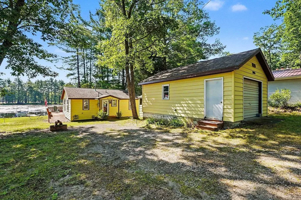 2086 Timber Trail Plainfield Township MI 48748