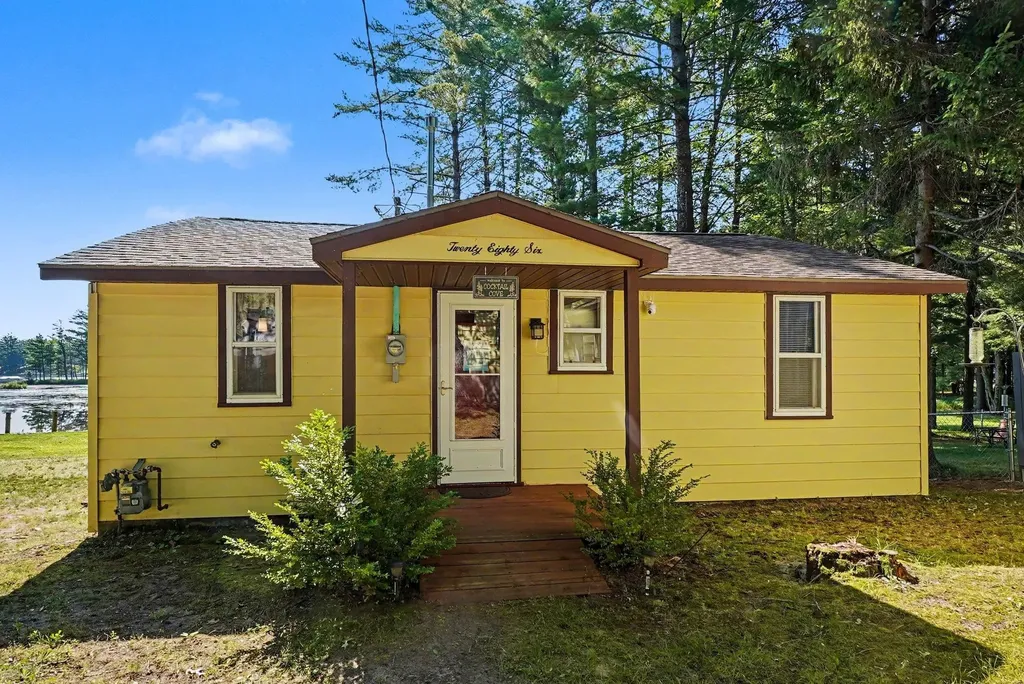2086 Timber Trail Plainfield Township MI 48748