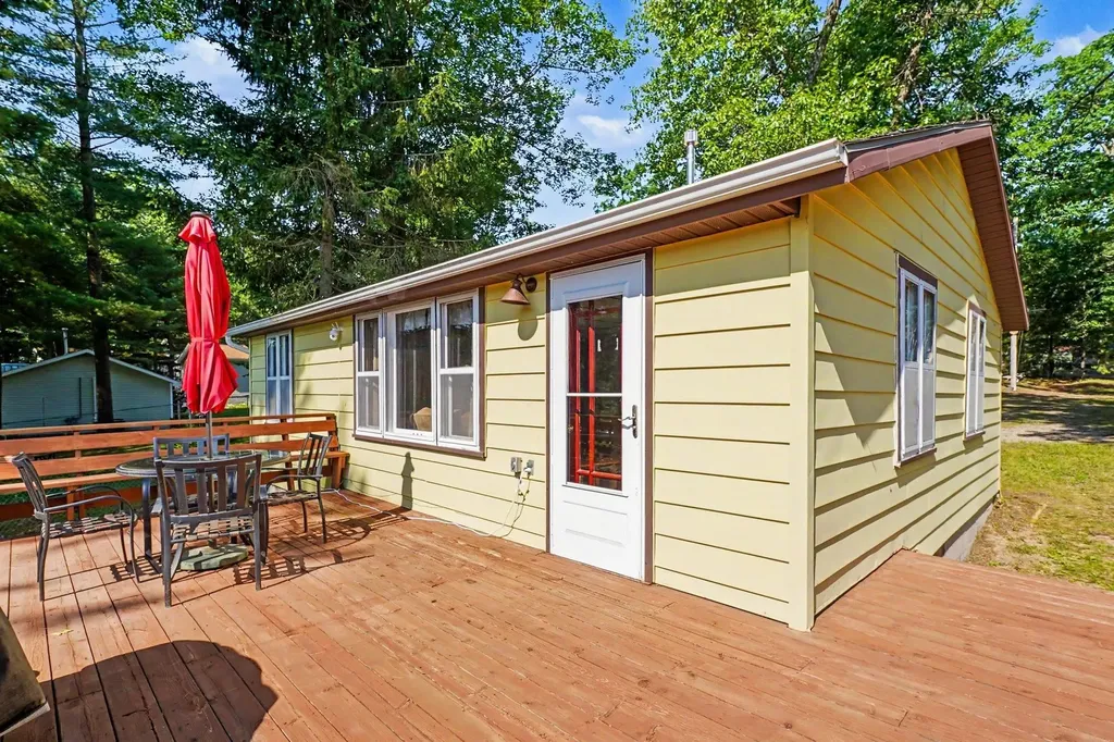 2086 Timber Trail Plainfield Township MI 48748