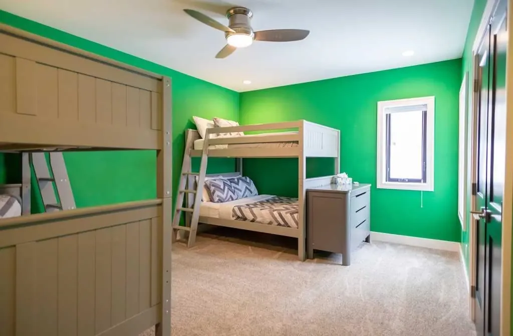 4790 S Sunset Ski Cove Blair Township MI 49685