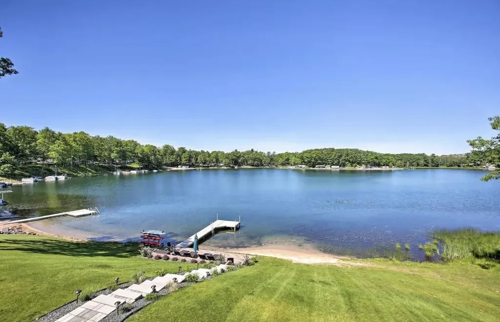 4790 S Sunset Ski Cove Blair Township MI 49685