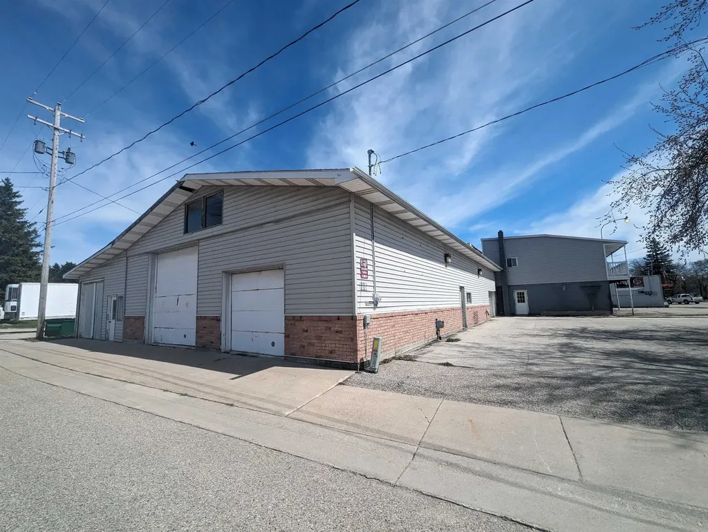 108 N Mackinaw Road Au Gres Township MI 48703