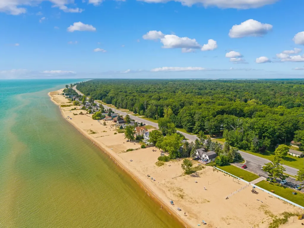 Lakewood Drive Oscoda Charter Township MI 48750