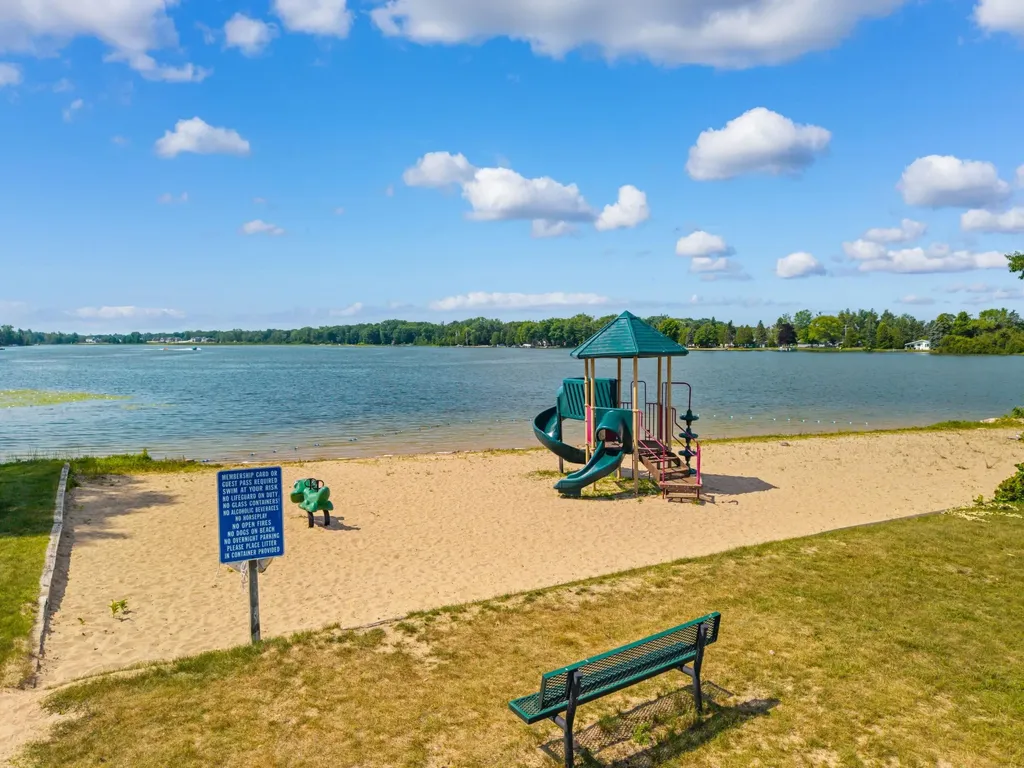 Lakewood Drive Oscoda Charter Township MI 48750
