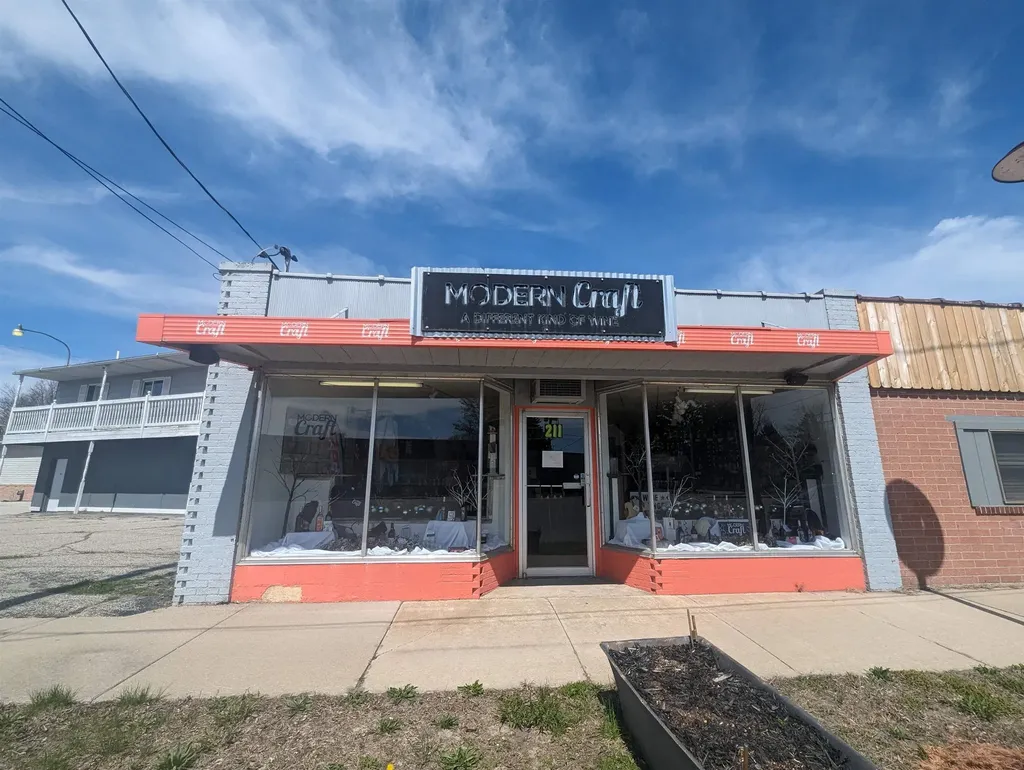 211 E Huron Road Au Gres Township MI 48703