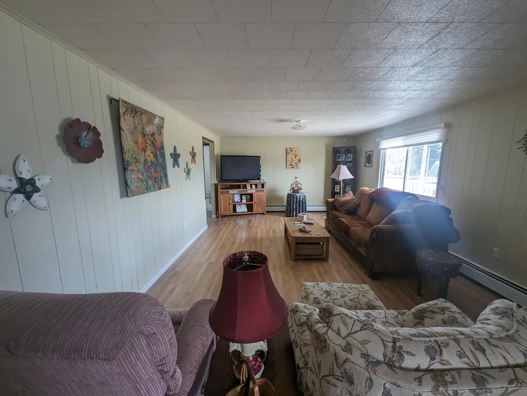 211 E Huron Road Au Gres Township MI 48703