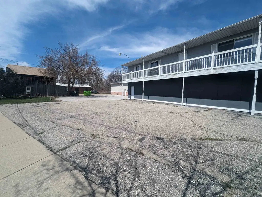 211 E Huron Road Au Gres Township MI 48703