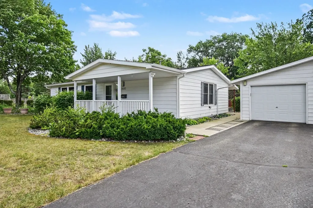 10609 Bissonette Drive Oscoda Charter Township MI 48750