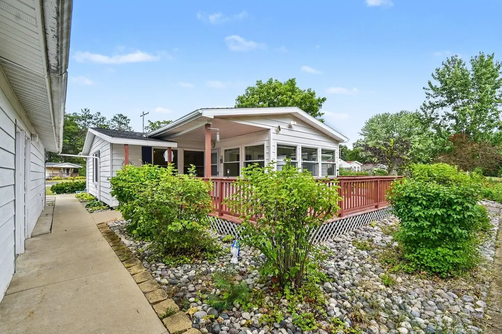 10609 Bissonette Drive Oscoda Charter Township MI 48750