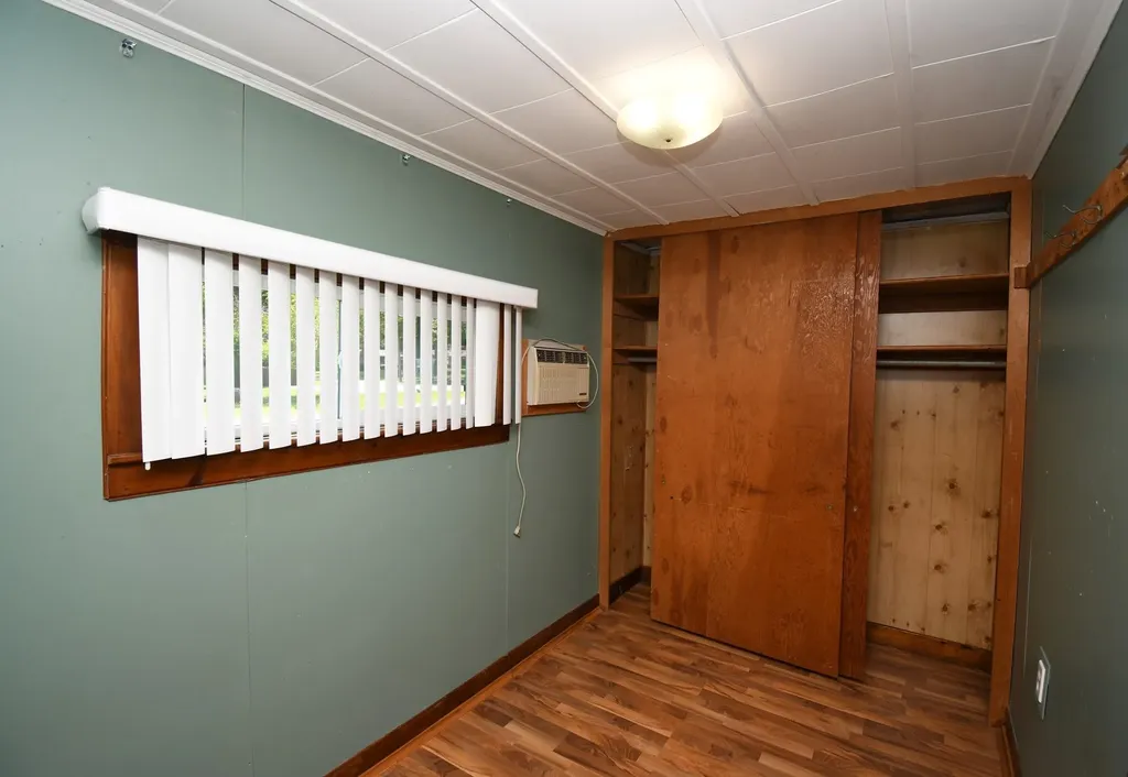 117 Warren Avenue Unknown City MI 48730