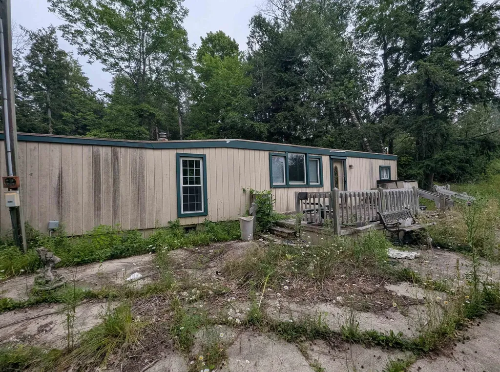 4192 Highbanks Drive Deep River Township MI 48749