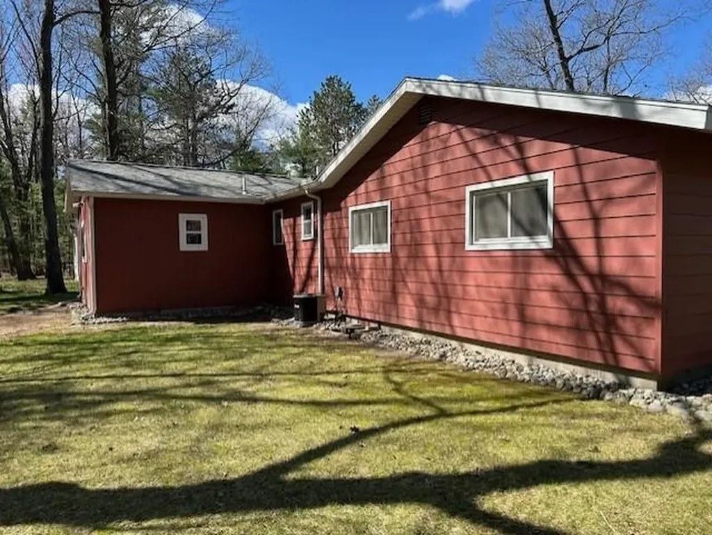 7468 E Cedar Lake Drive Oscoda Charter Township MI 48738