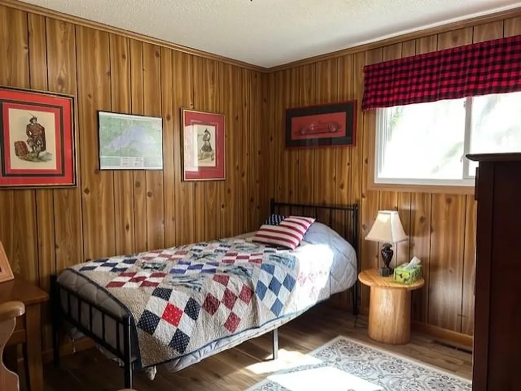 7468 E Cedar Lake Drive Oscoda Charter Township MI 48738