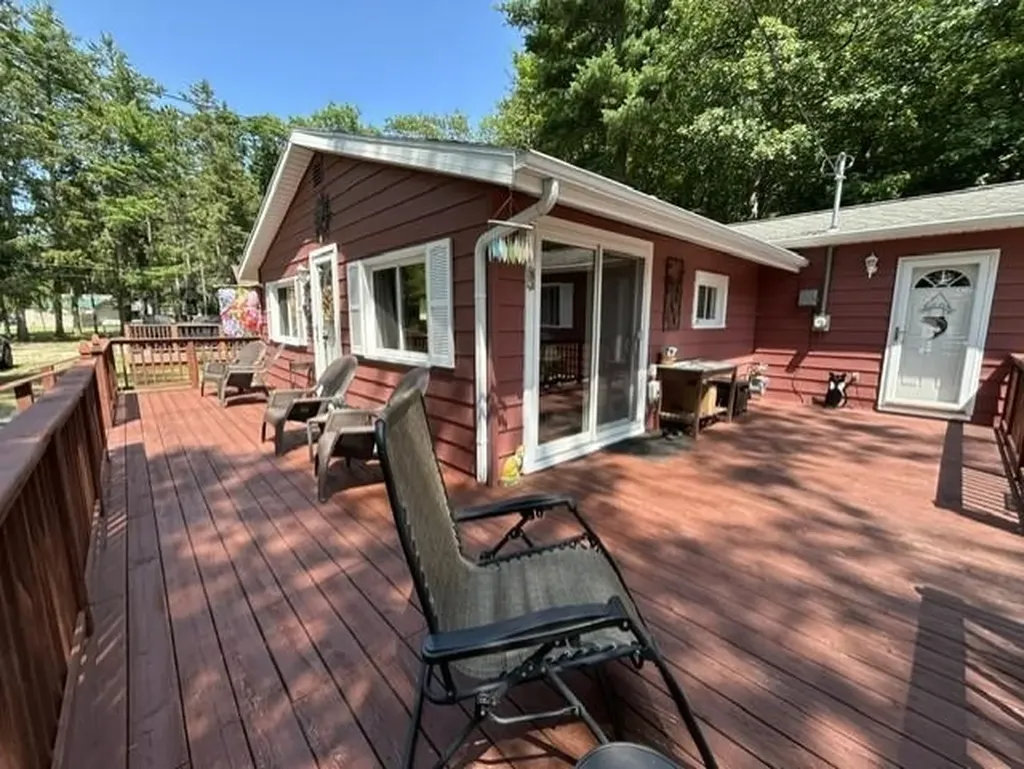 7468 E Cedar Lake Drive Oscoda Charter Township MI 48738