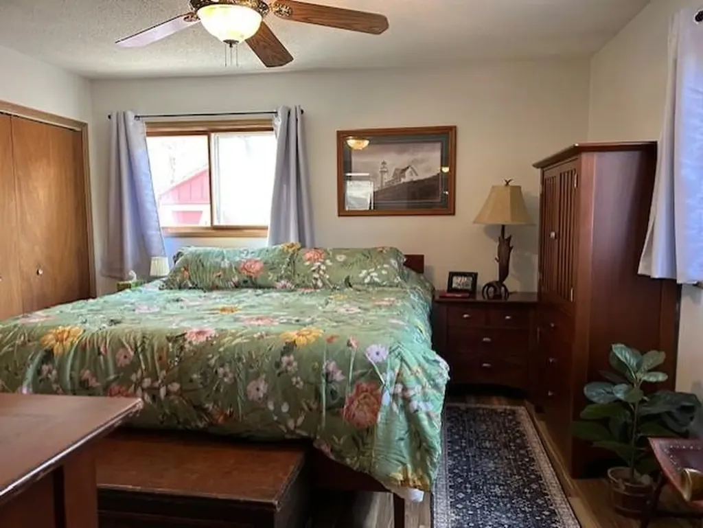 7468 E Cedar Lake Drive Oscoda Charter Township MI 48738