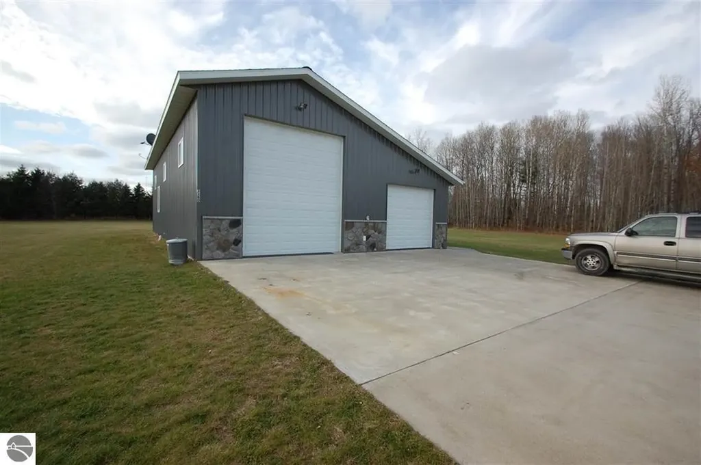 3380 Bella Drive Edwards Township MI 48661