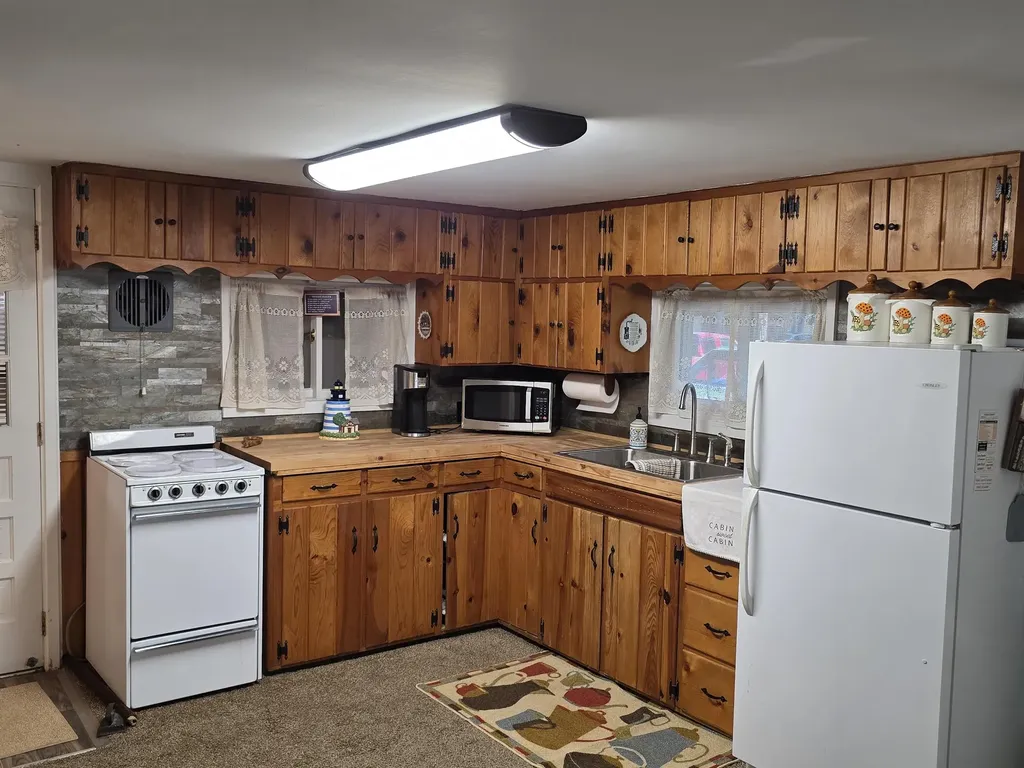 6302 Loud Drive Oscoda Charter Township MI 48750