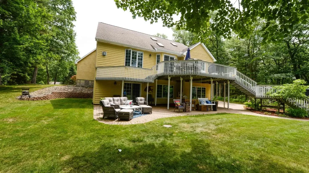 7021 Lakewood Drive Oscoda Charter Township MI 48750