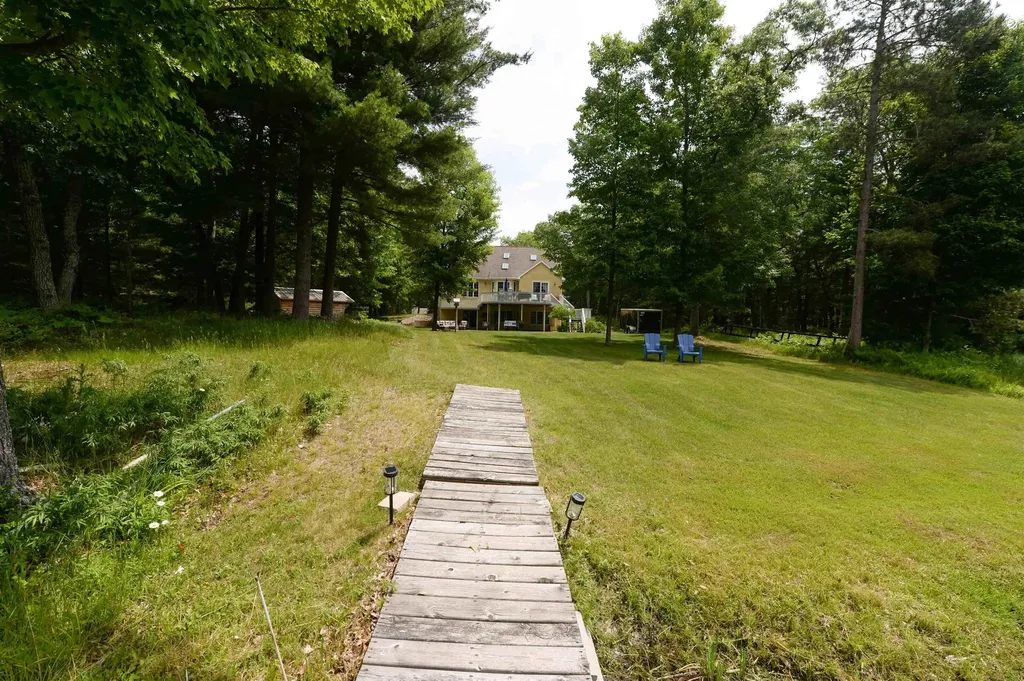 7021 Lakewood Drive Oscoda Charter Township MI 48750