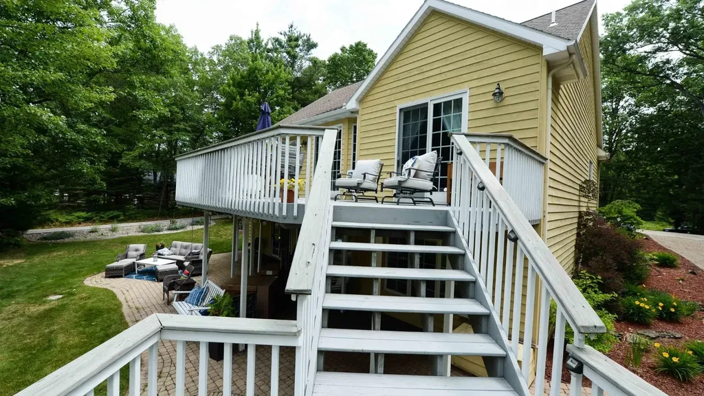 7021 Lakewood Drive Oscoda Charter Township MI 48750