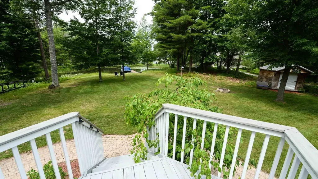 7021 Lakewood Drive Oscoda Charter Township MI 48750