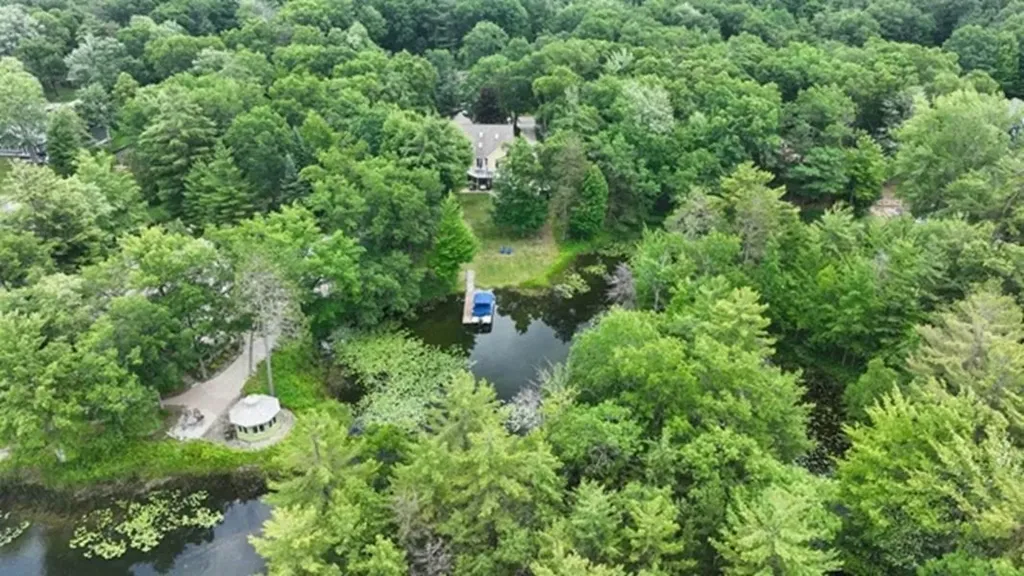 7021 Lakewood Drive Oscoda Charter Township MI 48750