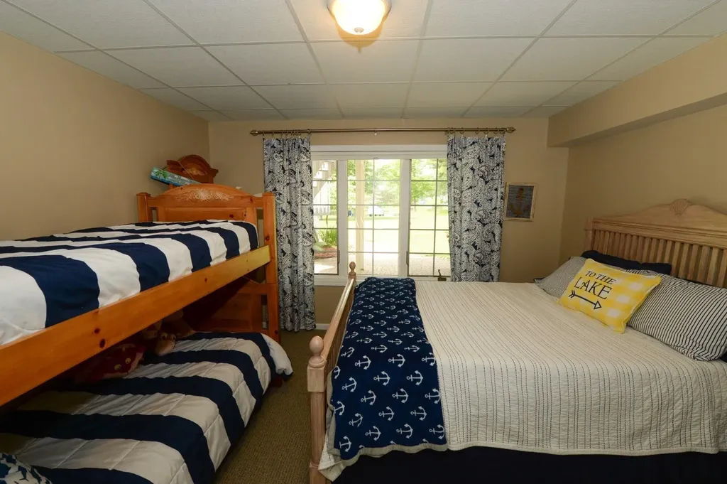 7021 Lakewood Drive Oscoda Charter Township MI 48750