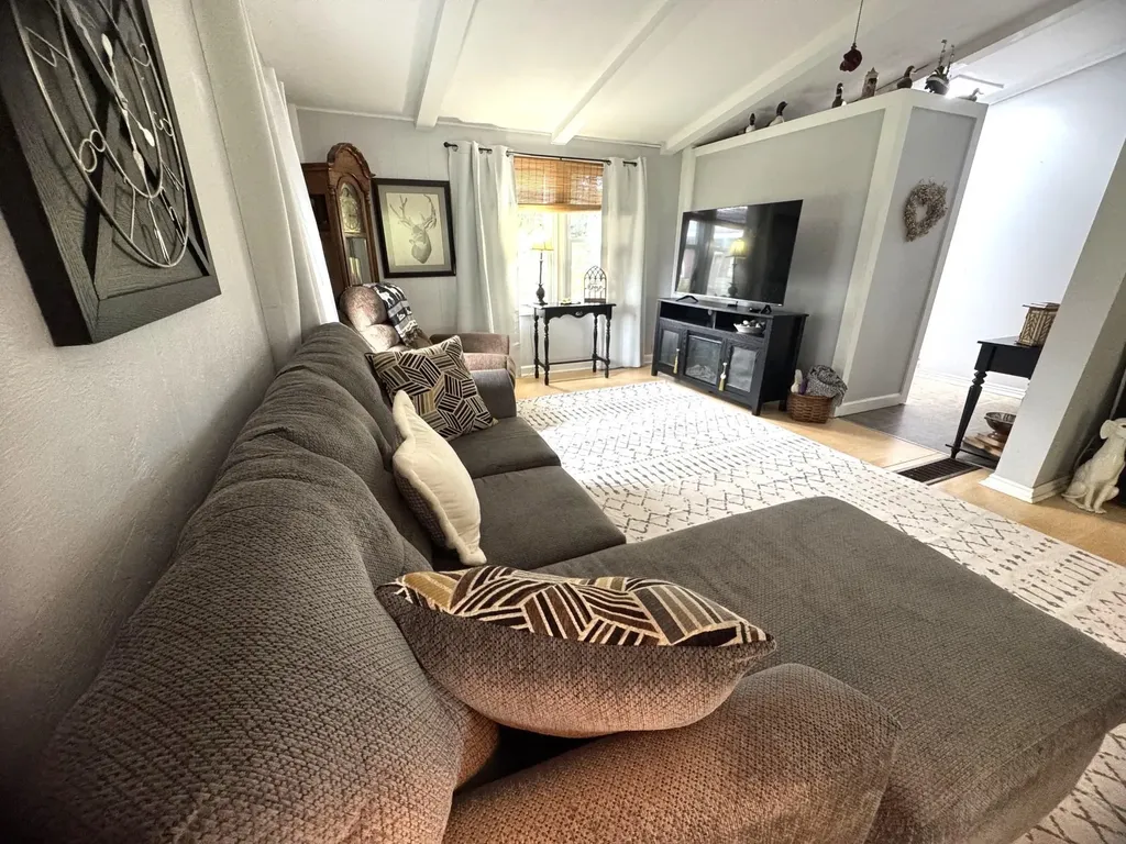 5251 M-55 Logan Township MI 48739