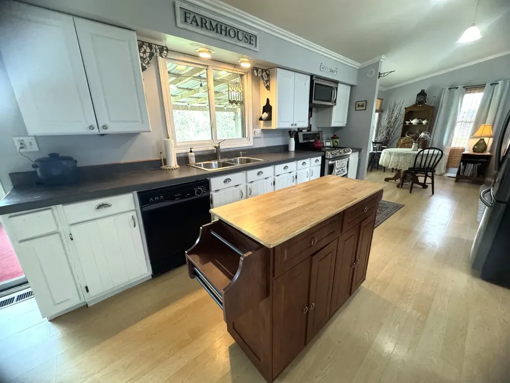 5251 M-55 Logan Township MI 48739