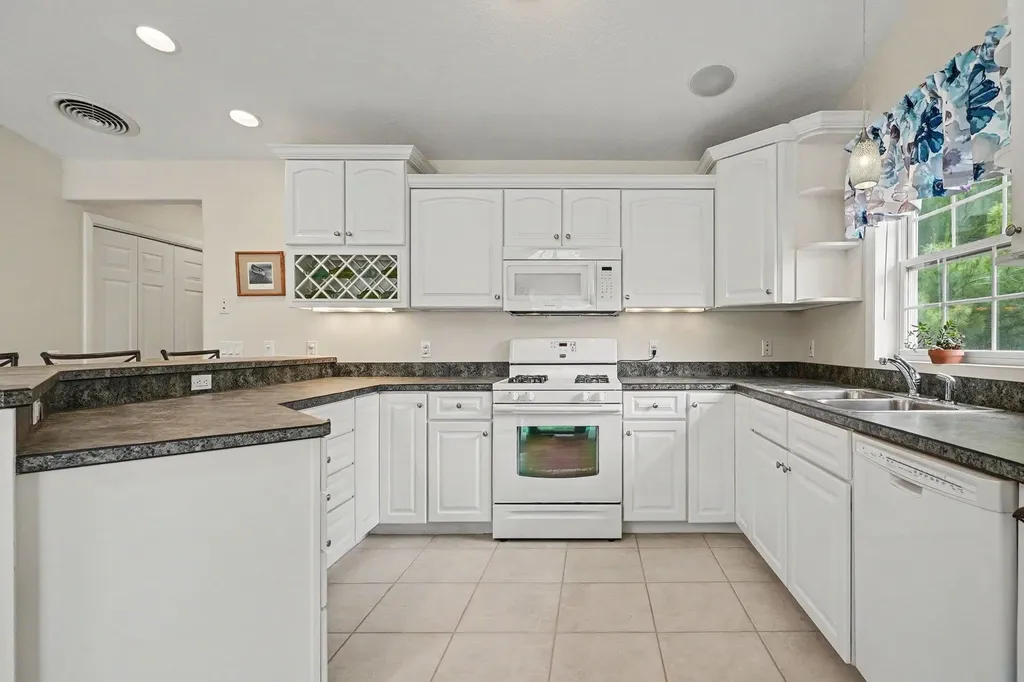 1025 E Lincoln Baldwin Township MI 48730