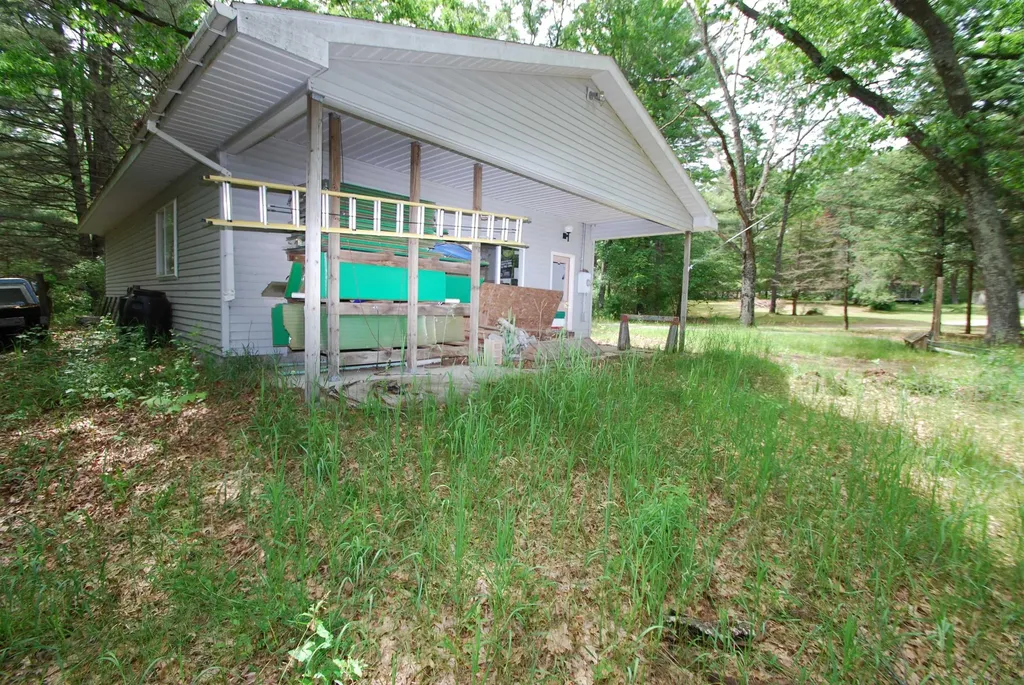 1256 N Plank Road Tawas Township MI 48763