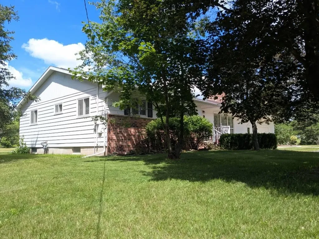 2353 Mills Road Mills Township MI 48756