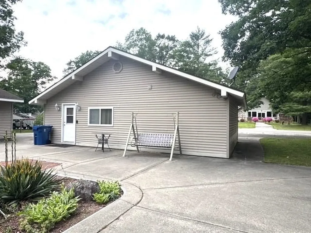 103 White Birch Roscommon Township MI 48629