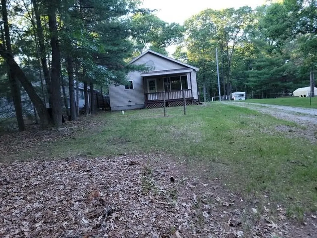 2786 Leona Drive Wilber Township MI 48748
