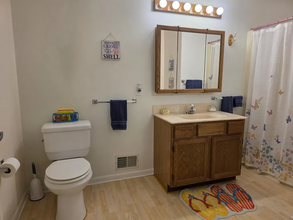 808 W Lake Street Tawas Township MI 48763