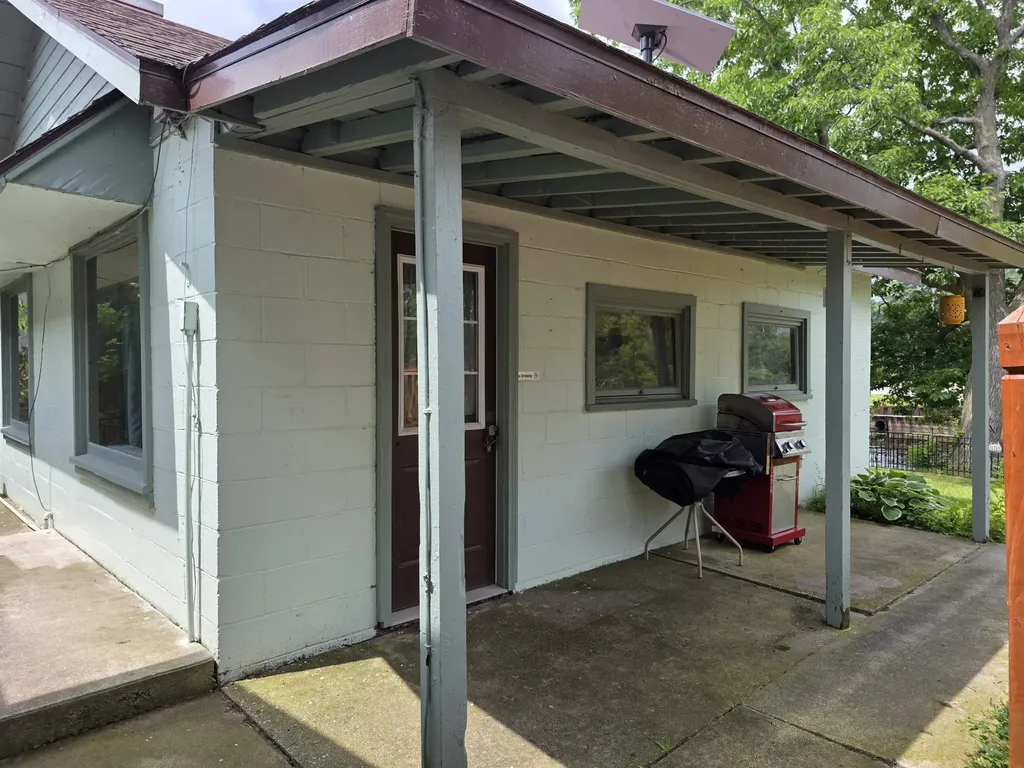 808 W Lake Street Tawas Township MI 48763