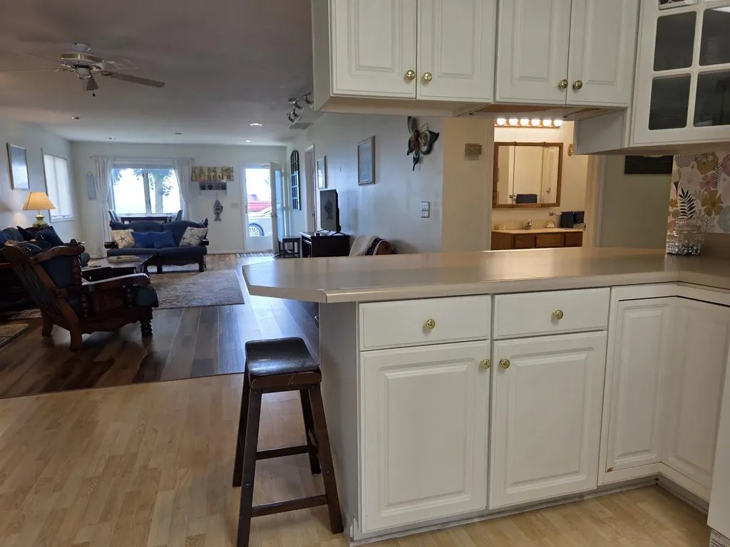 808 W Lake Street Tawas Township MI 48763
