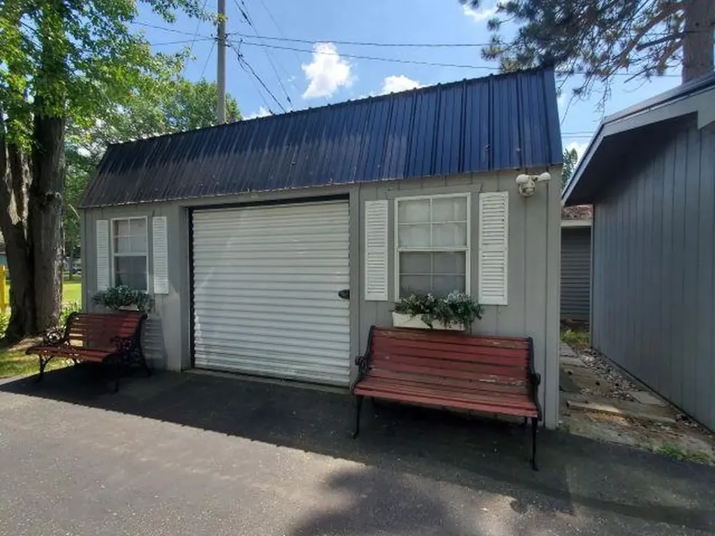200 Mcdonald Drive Markey Township MI 48629
