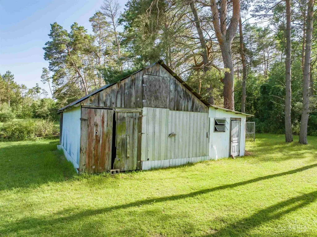 2882 School Road Bourret Township MI 48610